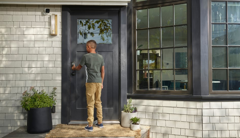 Vivint Smart Lock on home in Oakland